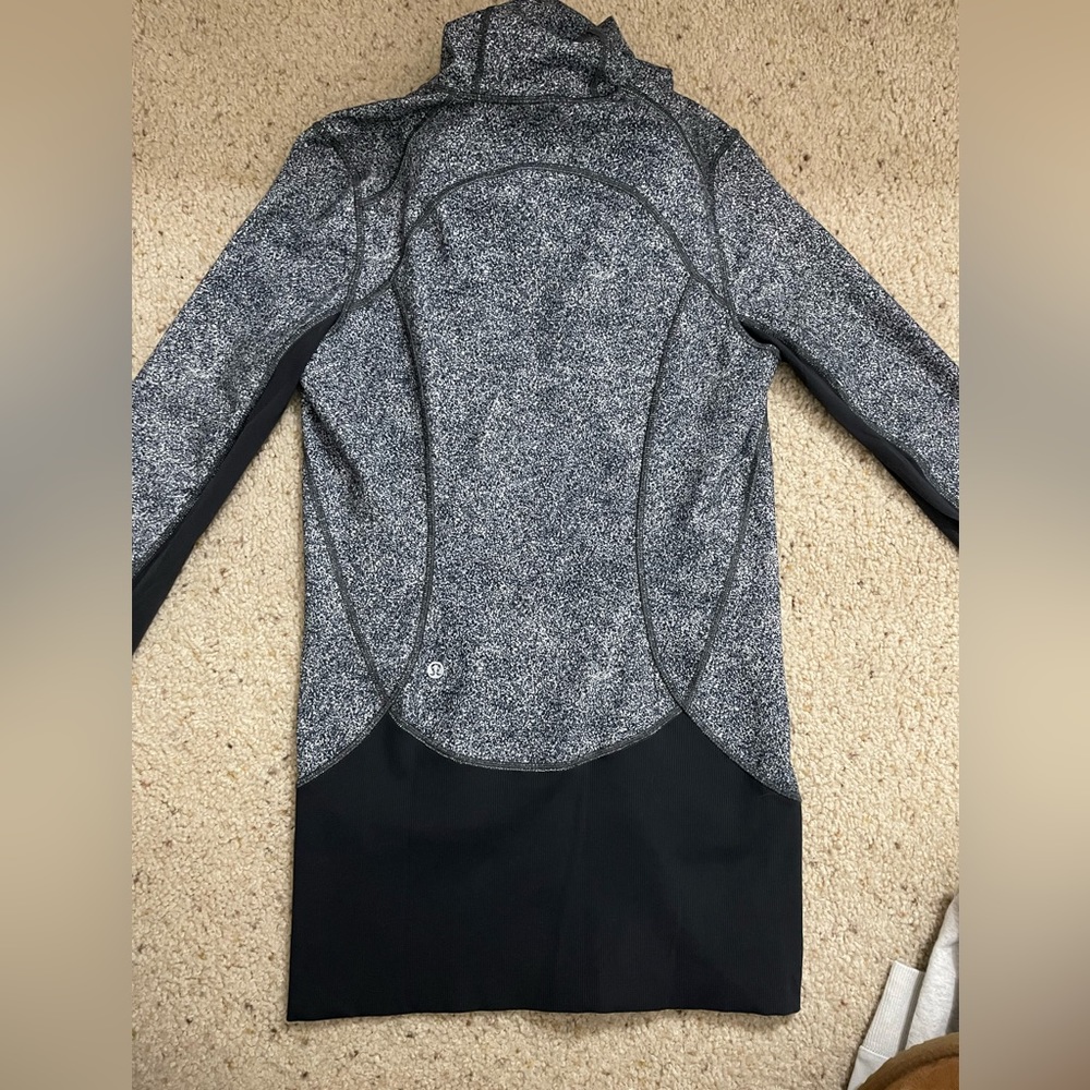 Lululemon Jacket - Picture 3 of 10
